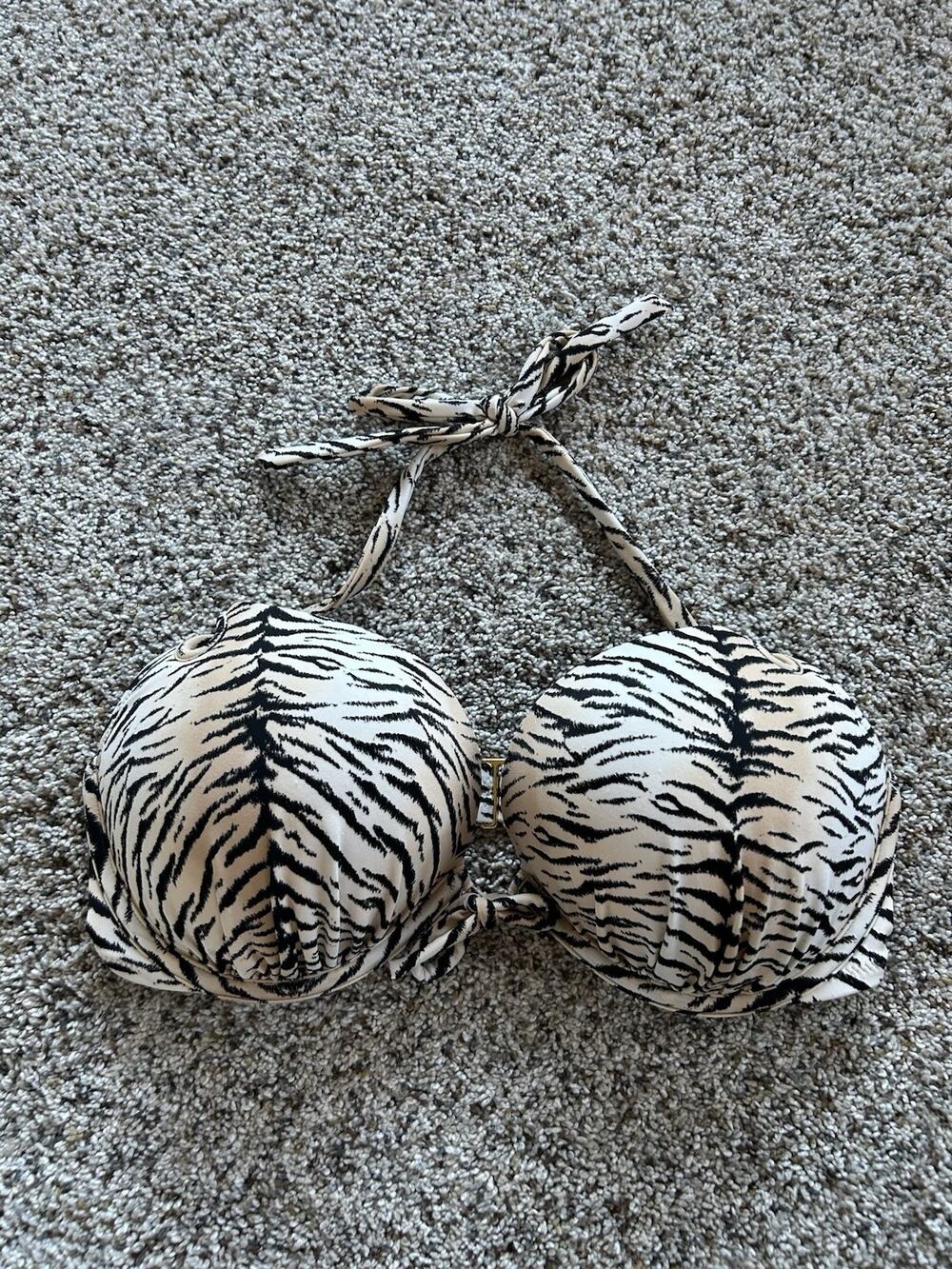 Victoria’s Secret 34D Bombshell Bikini Top Adds 2 Cups Tiger Print A26